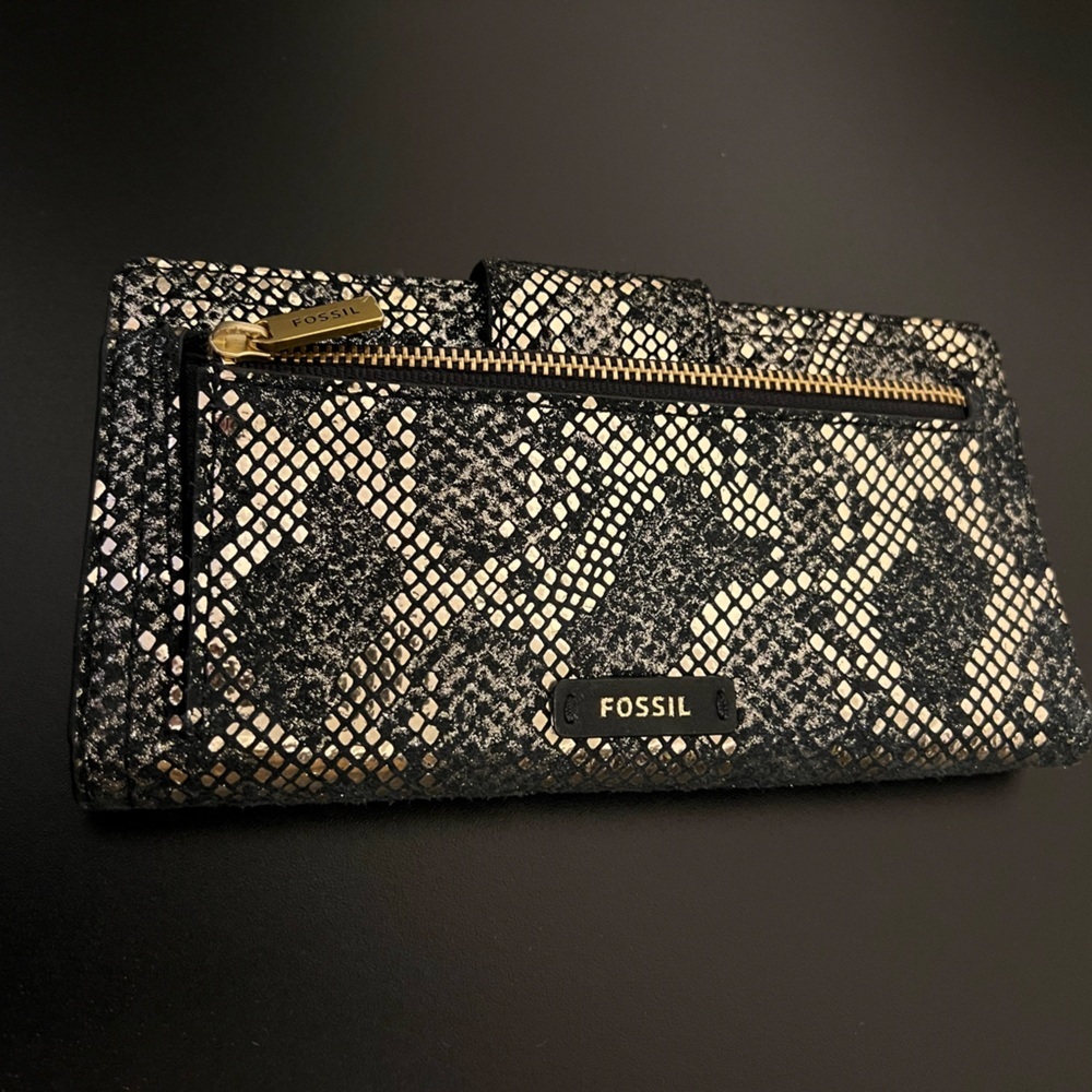 Fossil wallet Logan RFID Tab Clutch​